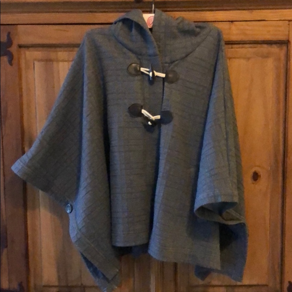 Hooded poncho